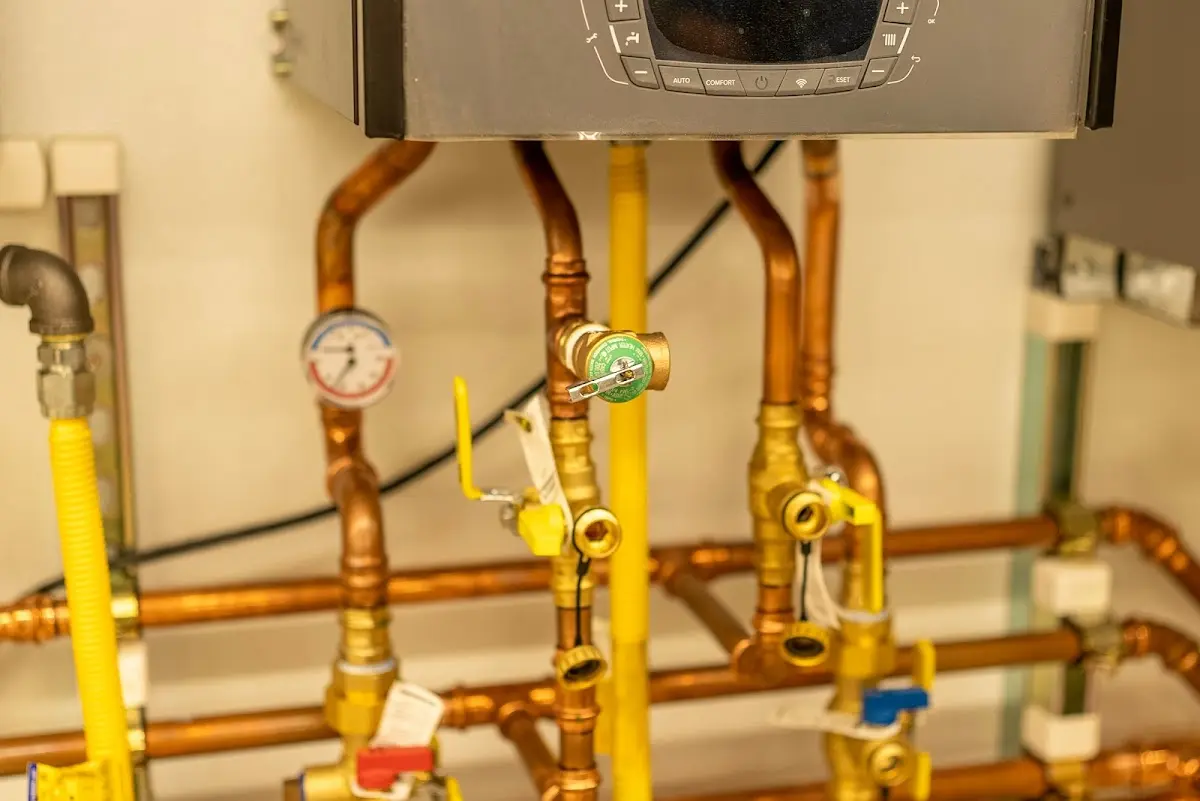 Licensed technician providing Pipe Repair for a homeowner in Port Angeles East